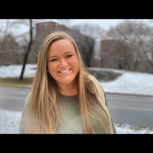 Meet your Posher, Kayla